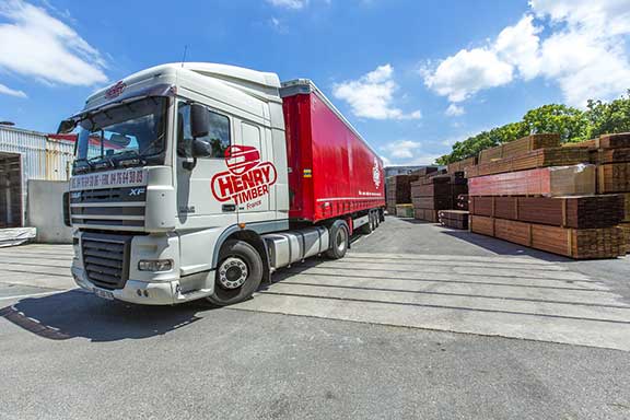 Henry Timber shipping and logistic Parc camion Henry Timber Livraison et logistique