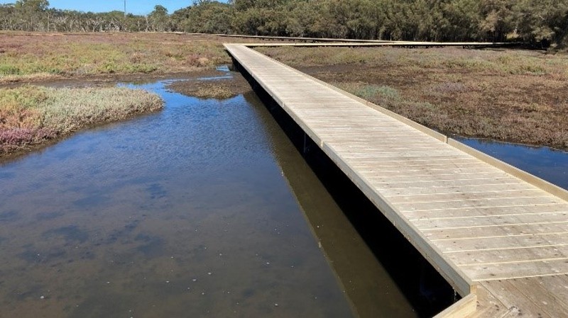 Henry_Timber-pont-2-mobilier-urbain