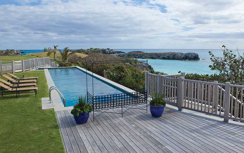 Terrasse avec piscine